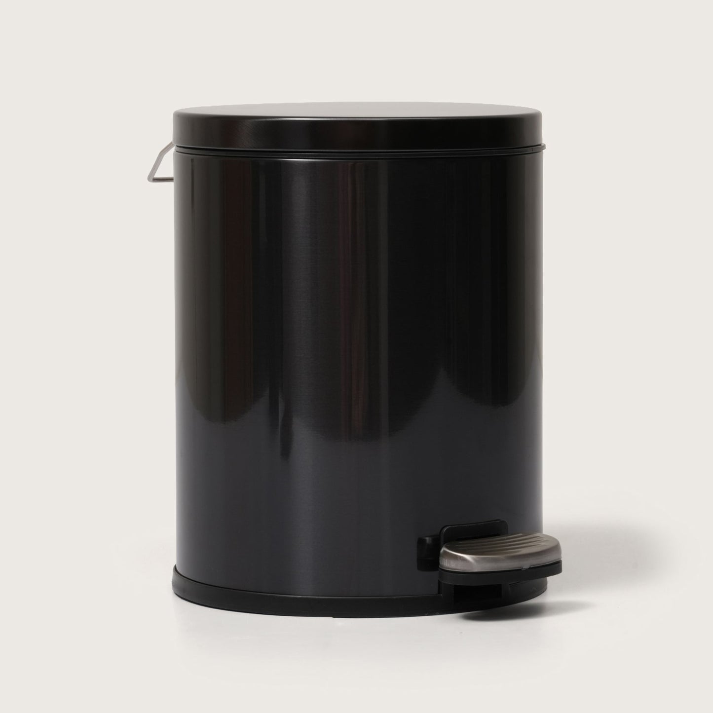 Baskora Black Stainless Steel Pedal Dustbin - Round Step Trash Can
